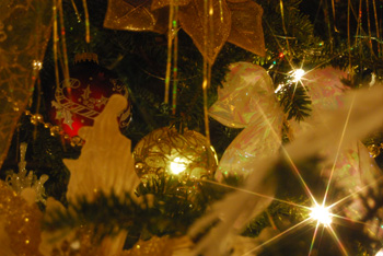 How To Get Through Holiday Gift Giving While On A Budget